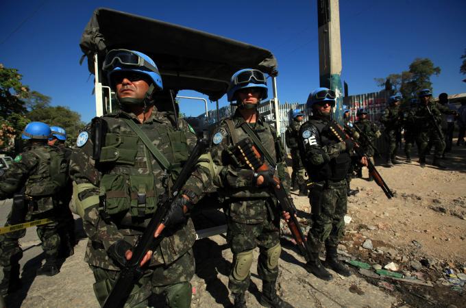 UN Peacekeepers on Israeli/Syrian Lines Flee