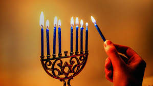 ZOA Wishes All Our Friends a Happy and Inspiring Hanukkah
