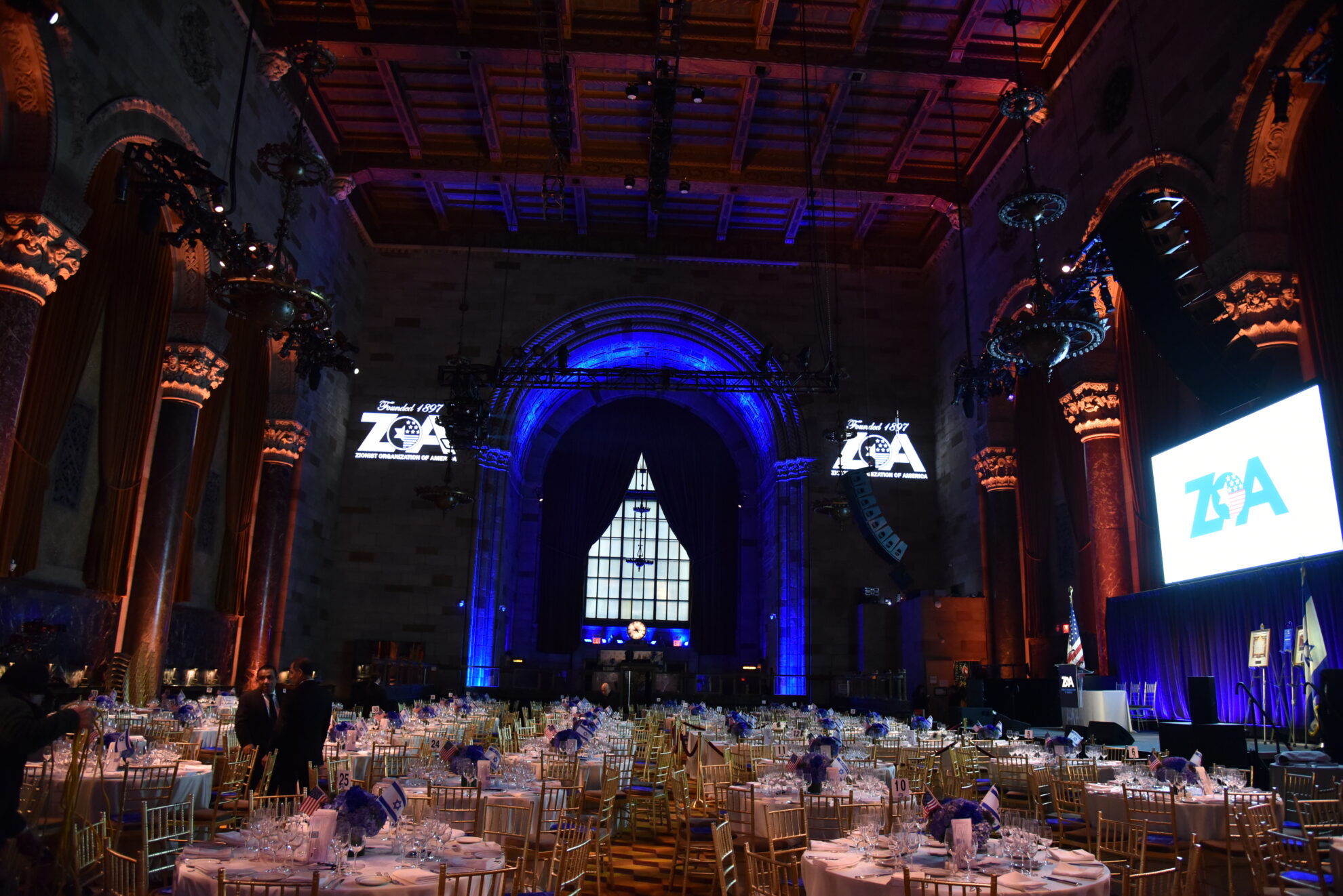 ZOA ‘Superstar’ Gala in New York Draws Nearly 700, More Students | JNS